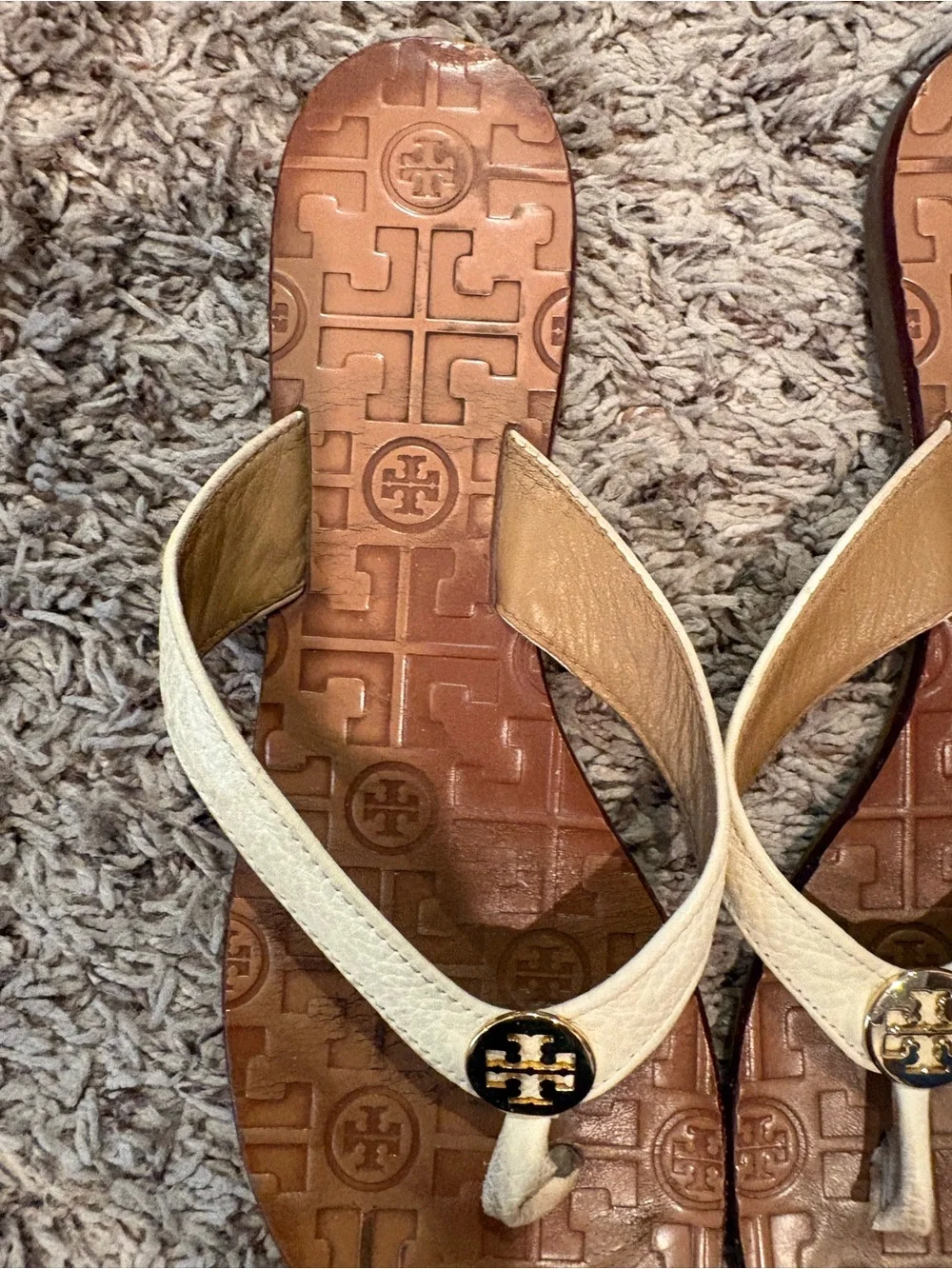 Tory Burch Thora Cream Leather Logo Thong Sandals with Gold Emblem
